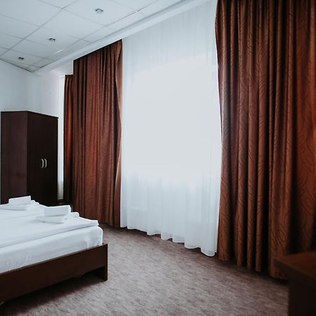 Hotel Select Sibiu Exterior photo