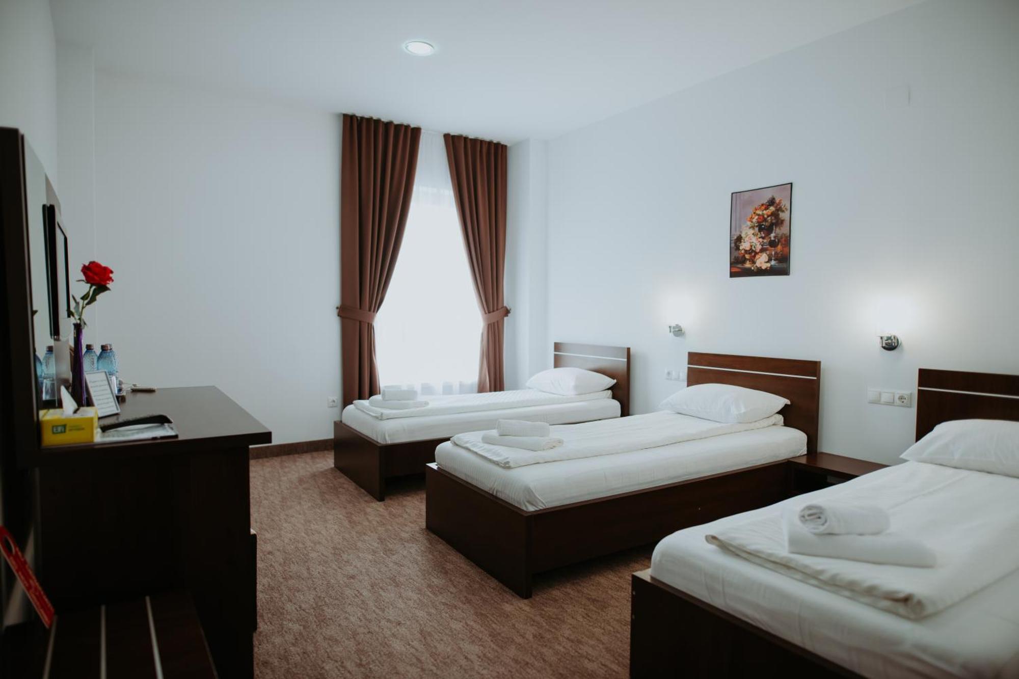 Hotel Select Sibiu Exterior photo